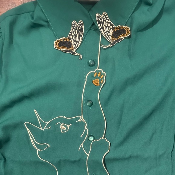 Snow Bird Cat Blouse by Banned Retro - Picture 11 of 12